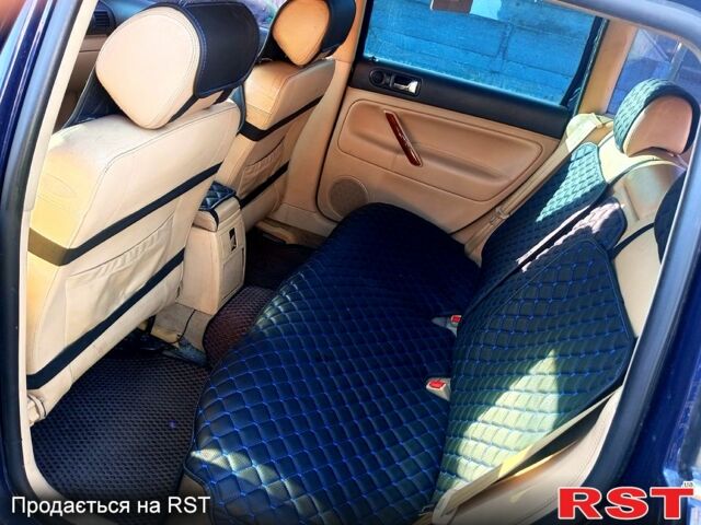 Синий Фольксваген Пассат, объемом двигателя 2.5 л и пробегом 321 тыс. км за 3500 $, фото 1 на Automoto.ua