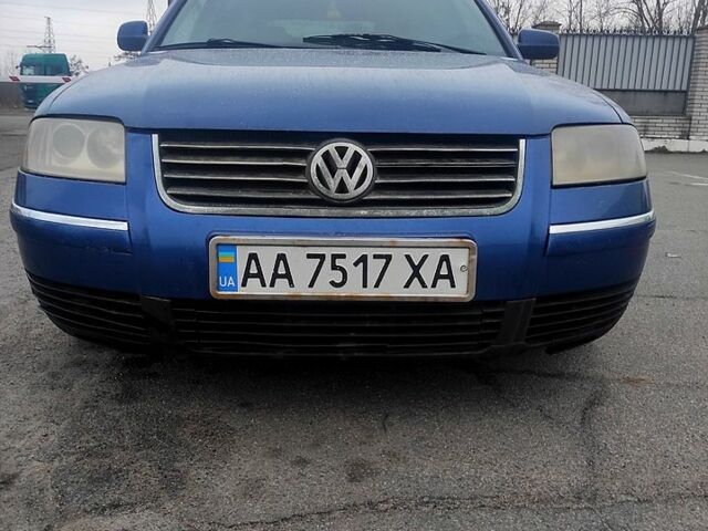 Синій Фольксваген Пассат, об'ємом двигуна 2.5 л та пробігом 378 тис. км за 3750 $, фото 1 на Automoto.ua