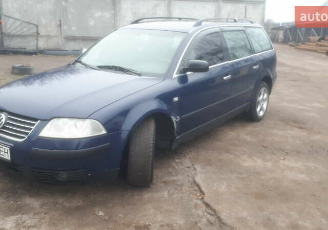 Синий Фольксваген Пассат, объемом двигателя 1.9 л и пробегом 429 тыс. км за 4000 $, фото 1 на Automoto.ua