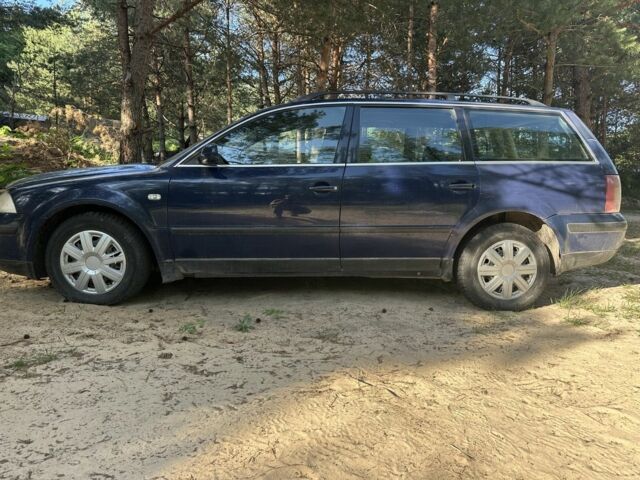Синій Фольксваген Пассат, об'ємом двигуна 1 л та пробігом 260 тис. км за 782 $, фото 1 на Automoto.ua
