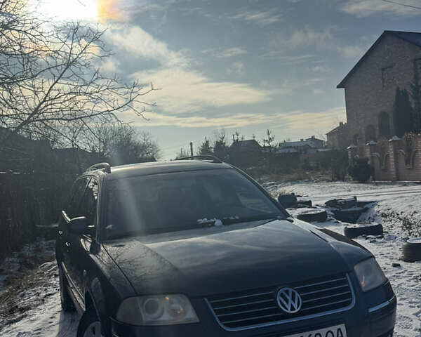 Синій Фольксваген Пассат, об'ємом двигуна 2 л та пробігом 276 тис. км за 4399 $, фото 1 на Automoto.ua