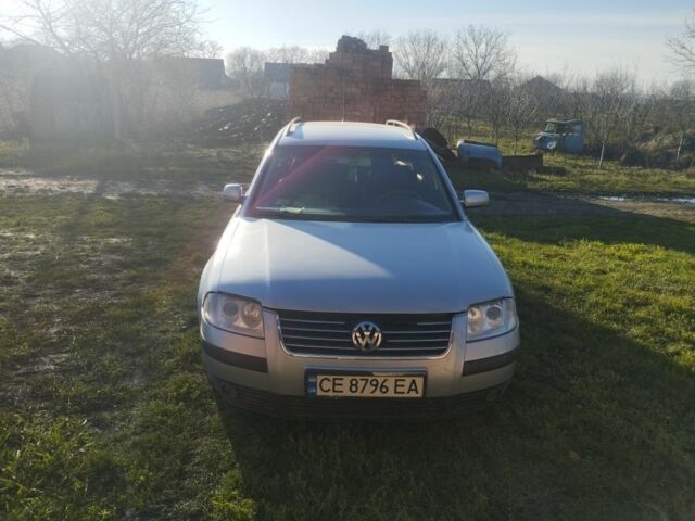 Синий Фольксваген Пассат, объемом двигателя 1.9 л и пробегом 332 тыс. км за 3800 $, фото 1 на Automoto.ua