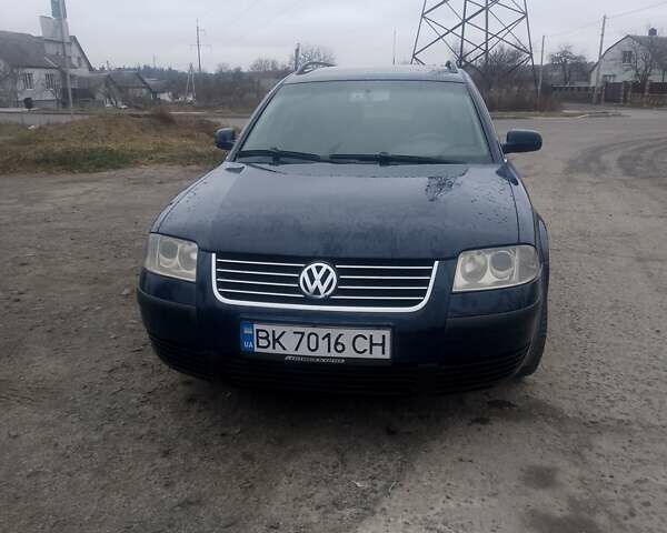 Синій Фольксваген Пассат, об'ємом двигуна 1.78 л та пробігом 231 тис. км за 3500 $, фото 1 на Automoto.ua