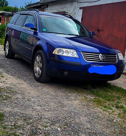 Синій Фольксваген Пассат, об'ємом двигуна 2 л та пробігом 225 тис. км за 5200 $, фото 1 на Automoto.ua