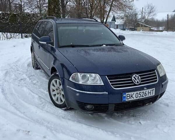 Синій Фольксваген Пассат, об'ємом двигуна 1.98 л та пробігом 275 тис. км за 3950 $, фото 1 на Automoto.ua