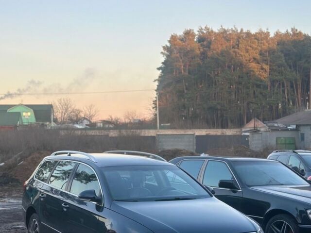 Синий Фольксваген Пассат, объемом двигателя 1.9 л и пробегом 320 тыс. км за 2700 $, фото 1 на Automoto.ua