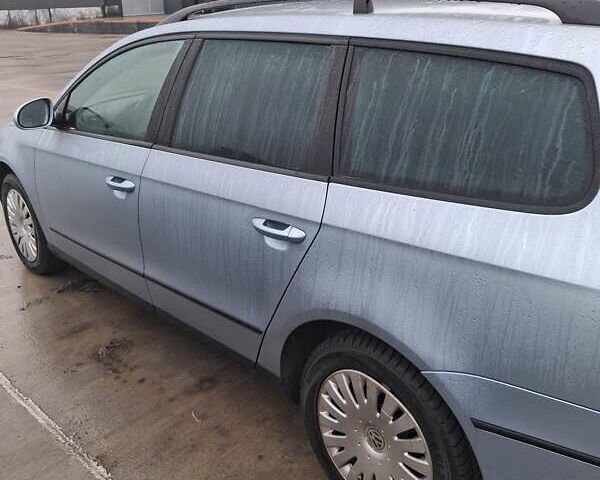 Синій Фольксваген Пассат, об'ємом двигуна 1.6 л та пробігом 260 тис. км за 6700 $, фото 1 на Automoto.ua