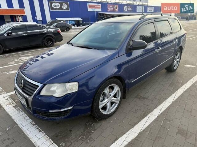 Синій Фольксваген Пассат, об'ємом двигуна 1.6 л та пробігом 285 тис. км за 4750 $, фото 1 на Automoto.ua