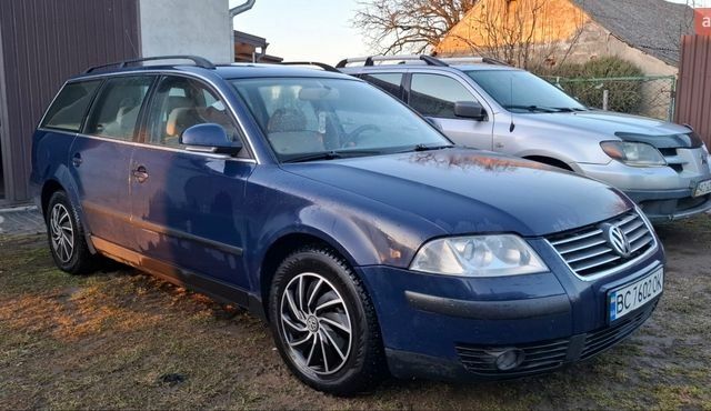 Синий Фольксваген Пассат, объемом двигателя 1.9 л и пробегом 360 тыс. км за 3999 $, фото 1 на Automoto.ua