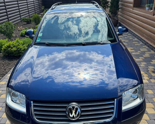 Синий Фольксваген Пассат, объемом двигателя 1.6 л и пробегом 160 тыс. км за 5100 $, фото 1 на Automoto.ua