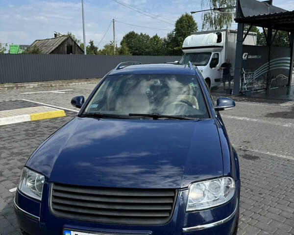 Синий Фольксваген Пассат, объемом двигателя 1.9 л и пробегом 367 тыс. км за 5350 $, фото 1 на Automoto.ua