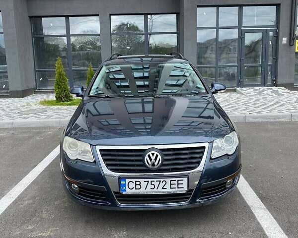 Синій Фольксваген Пассат, об'ємом двигуна 2 л та пробігом 288 тис. км за 6350 $, фото 1 на Automoto.ua