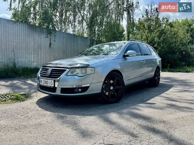Синий Фольксваген Пассат, объемом двигателя 1.97 л и пробегом 282 тыс. км за 5200 $, фото 1 на Automoto.ua