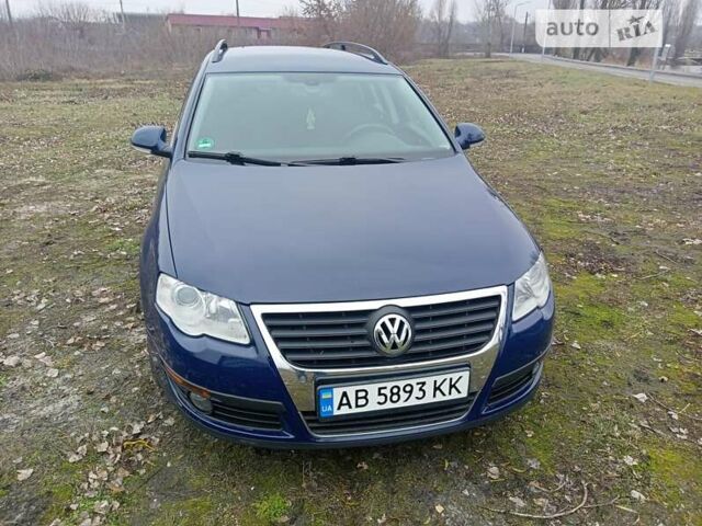 Синий Фольксваген Пассат, объемом двигателя 1.6 л и пробегом 235 тыс. км за 6900 $, фото 1 на Automoto.ua