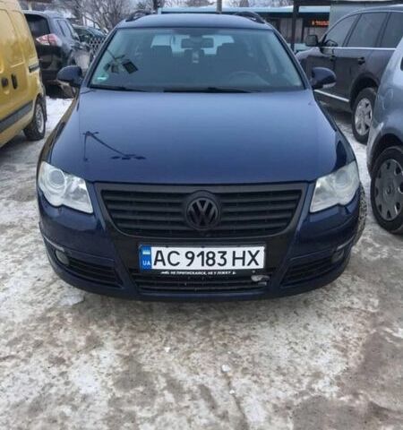 Синий Фольксваген Пассат, объемом двигателя 1.6 л и пробегом 257 тыс. км за 5999 $, фото 1 на Automoto.ua