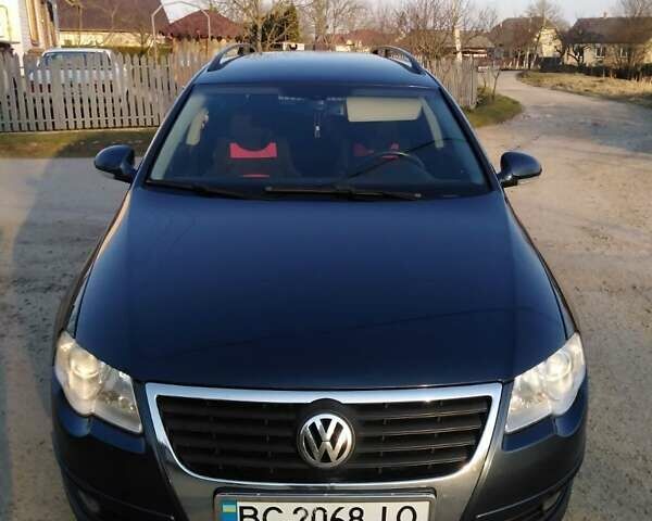 Синий Фольксваген Пассат, объемом двигателя 1.97 л и пробегом 418 тыс. км за 5450 $, фото 1 на Automoto.ua