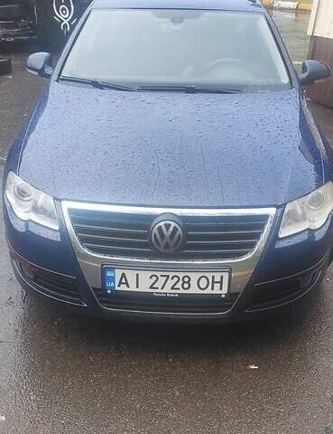 Синий Фольксваген Пассат, объемом двигателя 1.97 л и пробегом 370 тыс. км за 6000 $, фото 1 на Automoto.ua