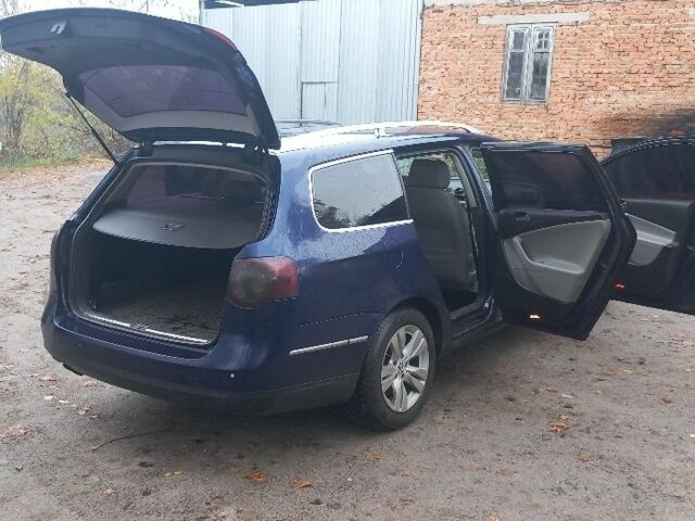 Синий Фольксваген Пассат, объемом двигателя 2 л и пробегом 344 тыс. км за 5300 $, фото 1 на Automoto.ua