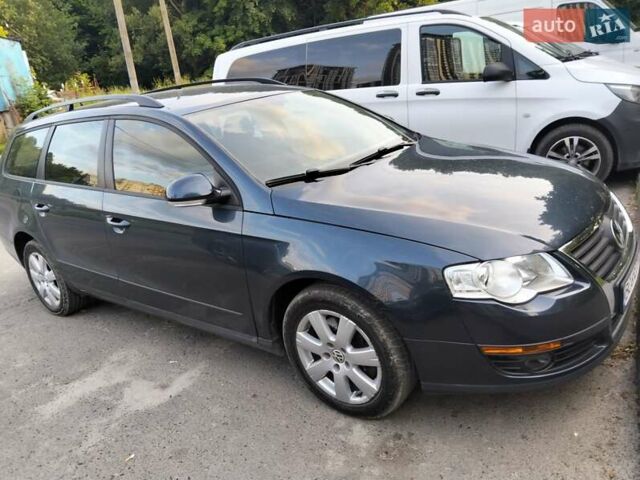 Синій Фольксваген Пассат, об'ємом двигуна 1.9 л та пробігом 284 тис. км за 6400 $, фото 1 на Automoto.ua