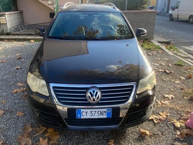 Синий Фольксваген Пассат, объемом двигателя 2 л и пробегом 217 тыс. км за 4665 $, фото 1 на Automoto.ua
