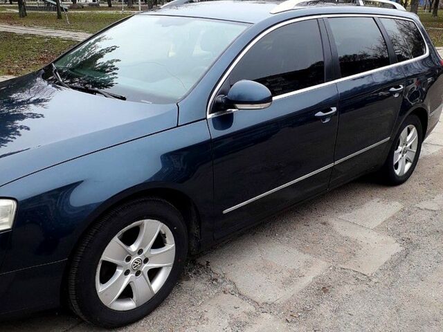 Синій Фольксваген Пассат, об'ємом двигуна 2 л та пробігом 29400 тис. км за 6000 $, фото 1 на Automoto.ua