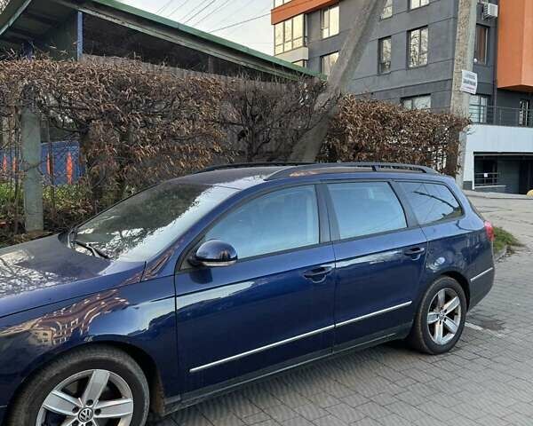 Синий Фольксваген Пассат, объемом двигателя 1.97 л и пробегом 269 тыс. км за 4999 $, фото 1 на Automoto.ua