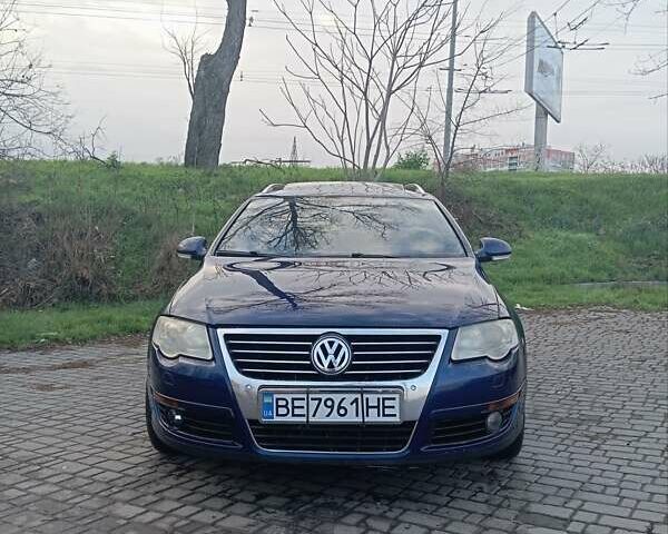 Синий Фольксваген Пассат, объемом двигателя 2 л и пробегом 420 тыс. км за 7000 $, фото 1 на Automoto.ua