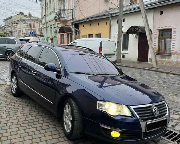 Синий Фольксваген Пассат, объемом двигателя 2 л и пробегом 350 тыс. км за 7200 $, фото 1 на Automoto.ua
