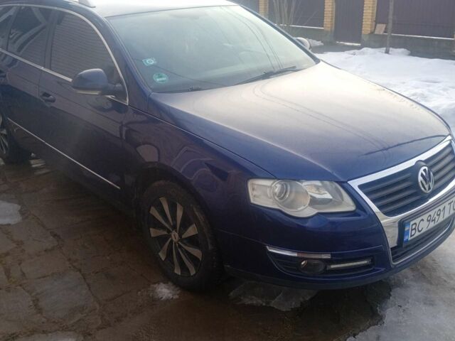 Синій Фольксваген Пассат, об'ємом двигуна 2 л та пробігом 312 тис. км за 5550 $, фото 1 на Automoto.ua