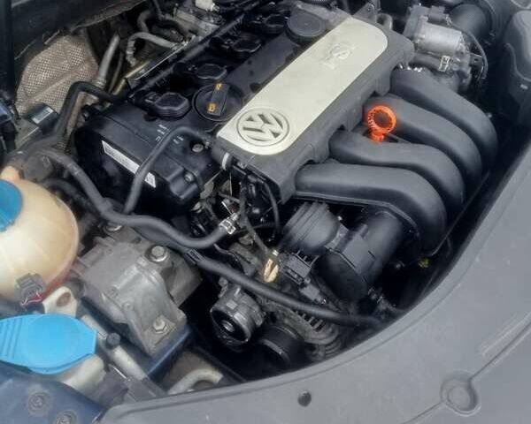 Синий Фольксваген Пассат, объемом двигателя 1.98 л и пробегом 240 тыс. км за 6000 $, фото 1 на Automoto.ua