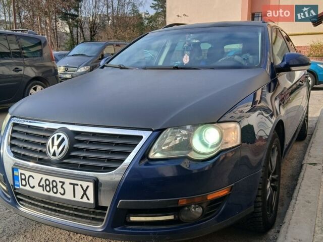 Синий Фольксваген Пассат, объемом двигателя 1.97 л и пробегом 420 тыс. км за 5499 $, фото 1 на Automoto.ua