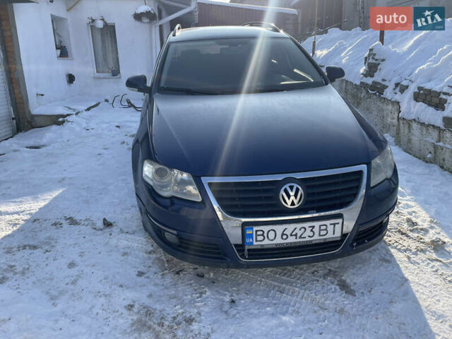 Синий Фольксваген Пассат, объемом двигателя 1.97 л и пробегом 250 тыс. км за 5700 $, фото 1 на Automoto.ua