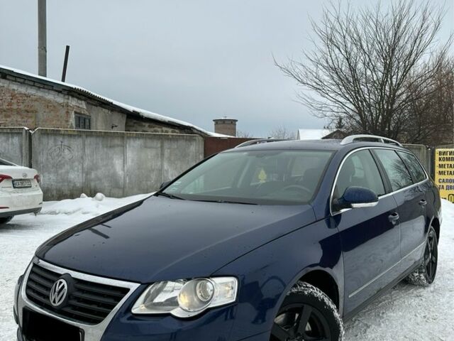Синий Фольксваген Пассат, объемом двигателя 1.9 л и пробегом 340 тыс. км за 2800 $, фото 1 на Automoto.ua