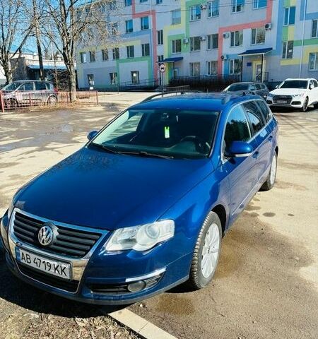 Синий Фольксваген Пассат, объемом двигателя 1.97 л и пробегом 308 тыс. км за 6199 $, фото 1 на Automoto.ua