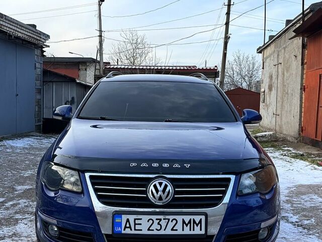 Синій Фольксваген Пассат, об'ємом двигуна 2 л та пробігом 28200 тис. км за 6400 $, фото 1 на Automoto.ua