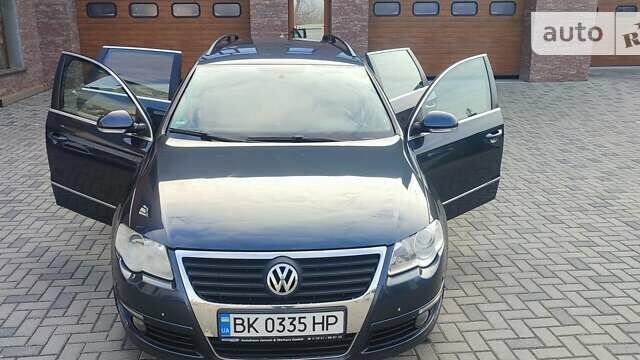 Синий Фольксваген Пассат, объемом двигателя 1.97 л и пробегом 291 тыс. км за 6700 $, фото 1 на Automoto.ua