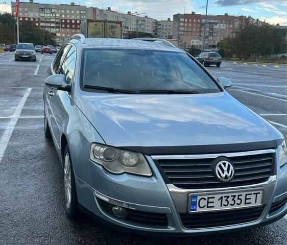 Синий Фольксваген Пассат, объемом двигателя 2 л и пробегом 310 тыс. км за 5950 $, фото 1 на Automoto.ua
