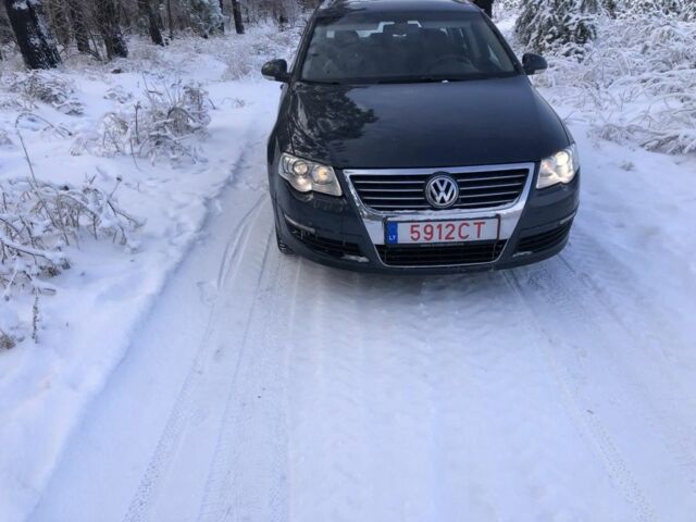 Синий Фольксваген Пассат, объемом двигателя 1.9 л и пробегом 310 тыс. км за 2500 $, фото 1 на Automoto.ua