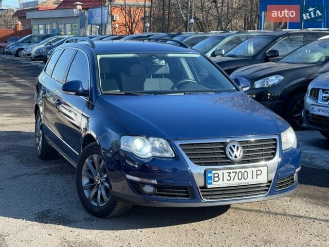 Синій Фольксваген Пассат, об'ємом двигуна 1.97 л та пробігом 306 тис. км за 6999 $, фото 1 на Automoto.ua