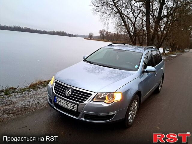 Синий Фольксваген Пассат, объемом двигателя 2 л и пробегом 245 тыс. км за 6700 $, фото 1 на Automoto.ua