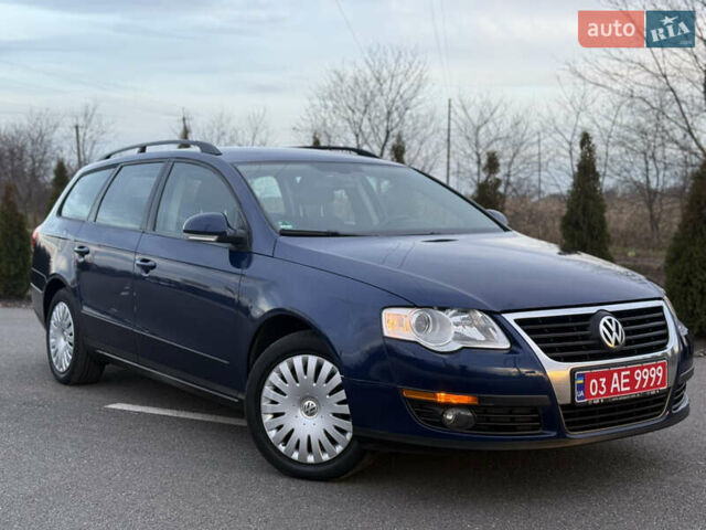 Синій Фольксваген Пассат, об'ємом двигуна 1.6 л та пробігом 193 тис. км за 6600 $, фото 1 на Automoto.ua