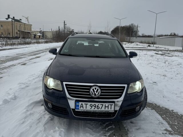 Синий Фольксваген Пассат, объемом двигателя 2 л и пробегом 240 тыс. км за 5800 $, фото 1 на Automoto.ua