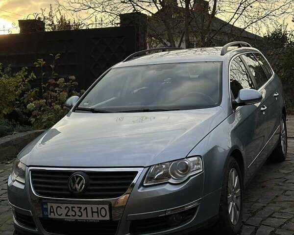Синий Фольксваген Пассат, объемом двигателя 1.8 л и пробегом 218 тыс. км за 5200 $, фото 1 на Automoto.ua