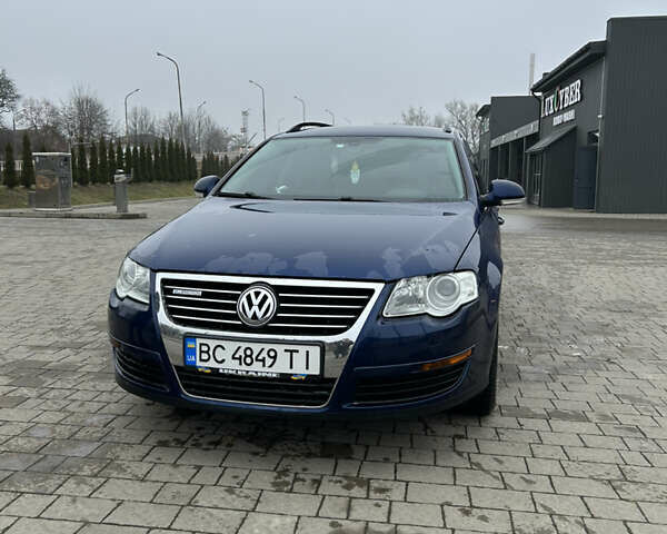 Синий Фольксваген Пассат, объемом двигателя 1.9 л и пробегом 221 тыс. км за 6700 $, фото 1 на Automoto.ua