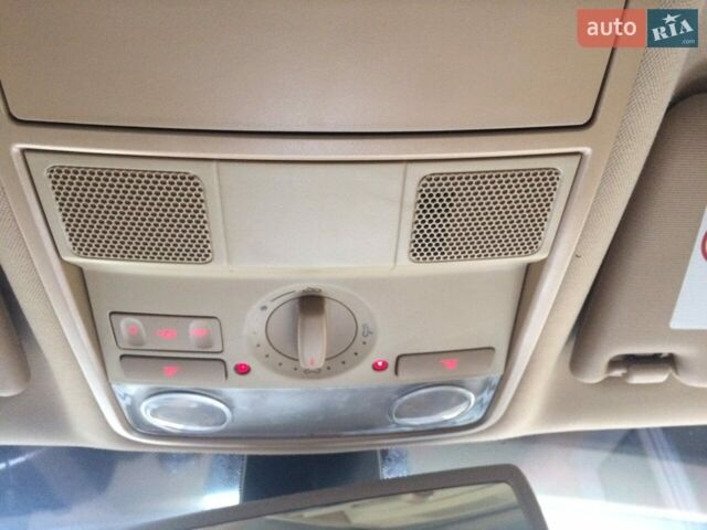 Синий Фольксваген Пассат, объемом двигателя 2 л и пробегом 325 тыс. км за 7900 $, фото 1 на Automoto.ua