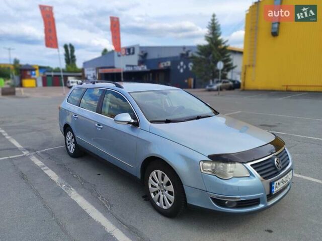 Синий Фольксваген Пассат, объемом двигателя 2 л и пробегом 217 тыс. км за 7100 $, фото 1 на Automoto.ua