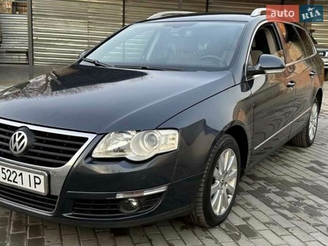 Синий Фольксваген Пассат, объемом двигателя 1.97 л и пробегом 276 тыс. км за 4400 $, фото 1 на Automoto.ua