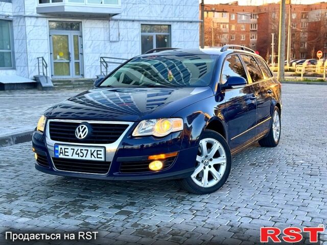 Синий Фольксваген Пассат, объемом двигателя 2 л и пробегом 262 тыс. км за 5500 $, фото 1 на Automoto.ua