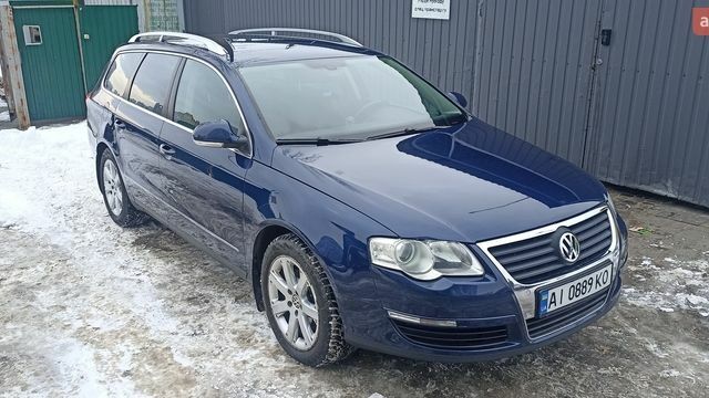 Синій Фольксваген Пассат, об'ємом двигуна 1.4 л та пробігом 238 тис. км за 7000 $, фото 1 на Automoto.ua