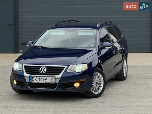 Синий Фольксваген Пассат, объемом двигателя 1.6 л и пробегом 278 тыс. км за 7199 $, фото 1 на Automoto.ua